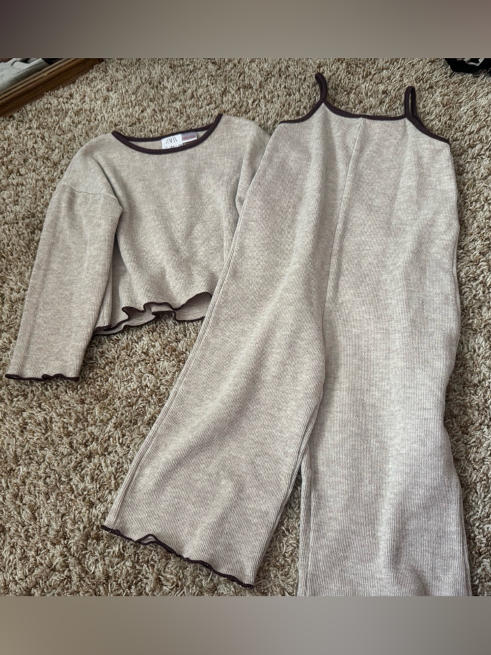 Zara Toddler Girl Beige Knit Set